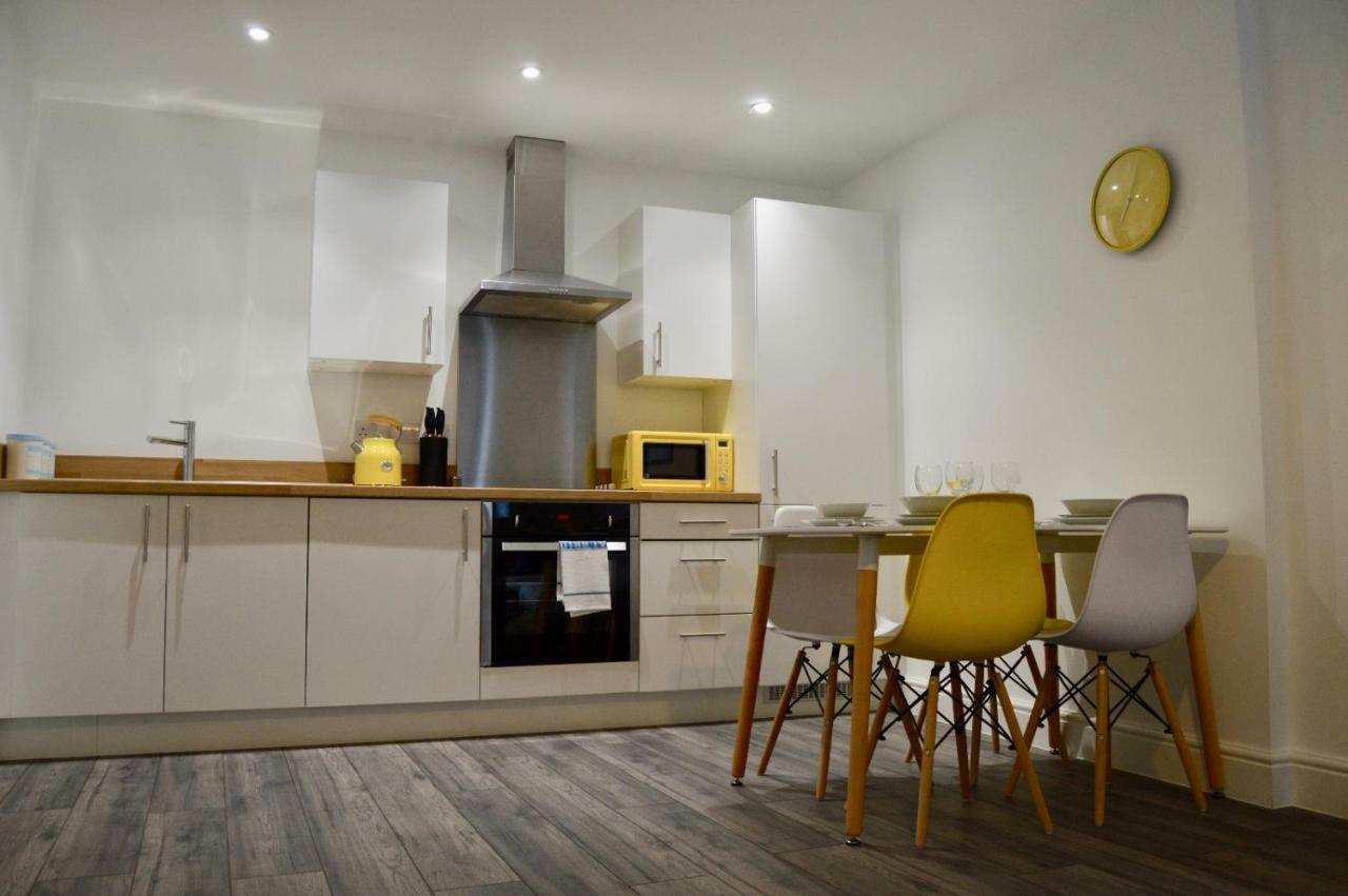 Qh31 - City Centre Location With 2 Double Bedrooms Sleeping Up To 4 People - Spacious Work Or Leisure Apartment Sheffield Extérieur photo