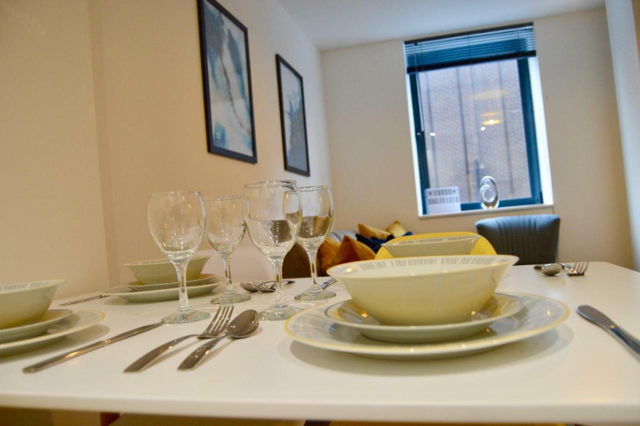Qh31 - City Centre Location With 2 Double Bedrooms Sleeping Up To 4 People - Spacious Work Or Leisure Apartment Sheffield Extérieur photo